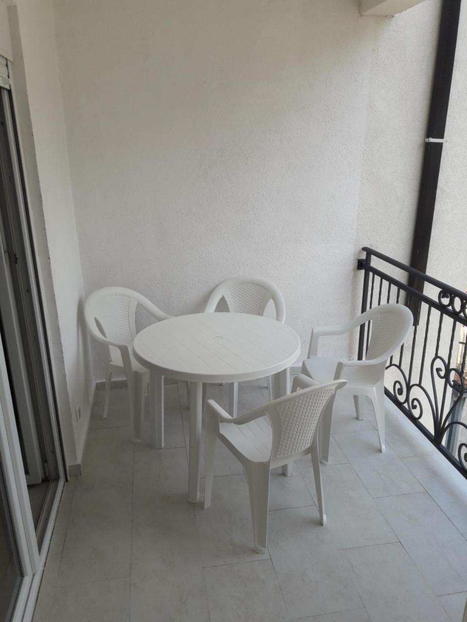 Apartment Perutovic Sutomore Dış mekan fotoğraf